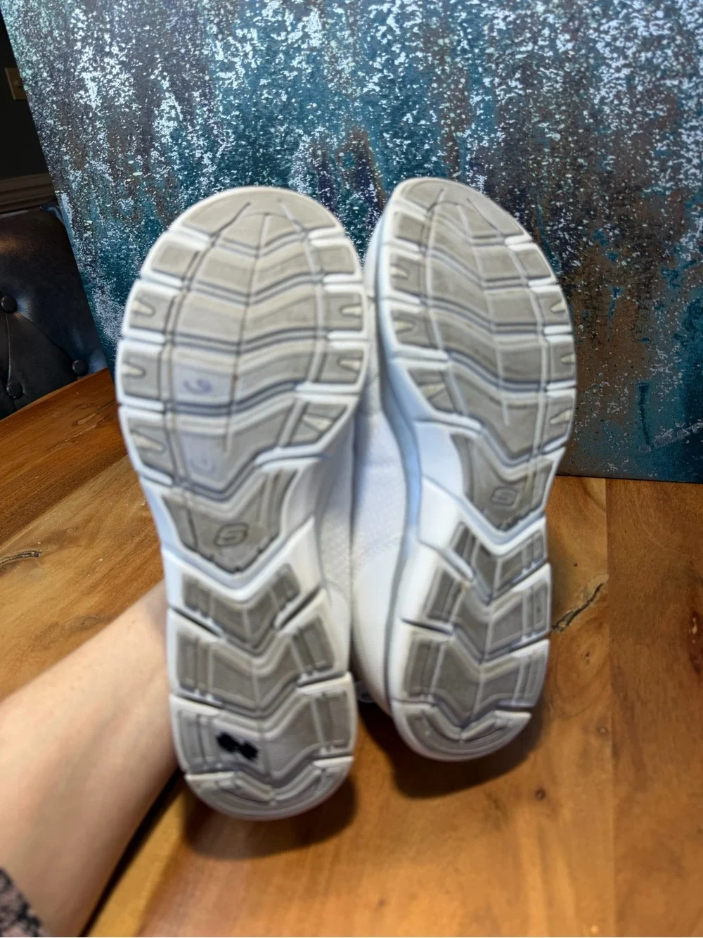 Skechers Clean Girl Gratis Snazzy Wit Slip-On Sneakers White/Silver 6 VGUC